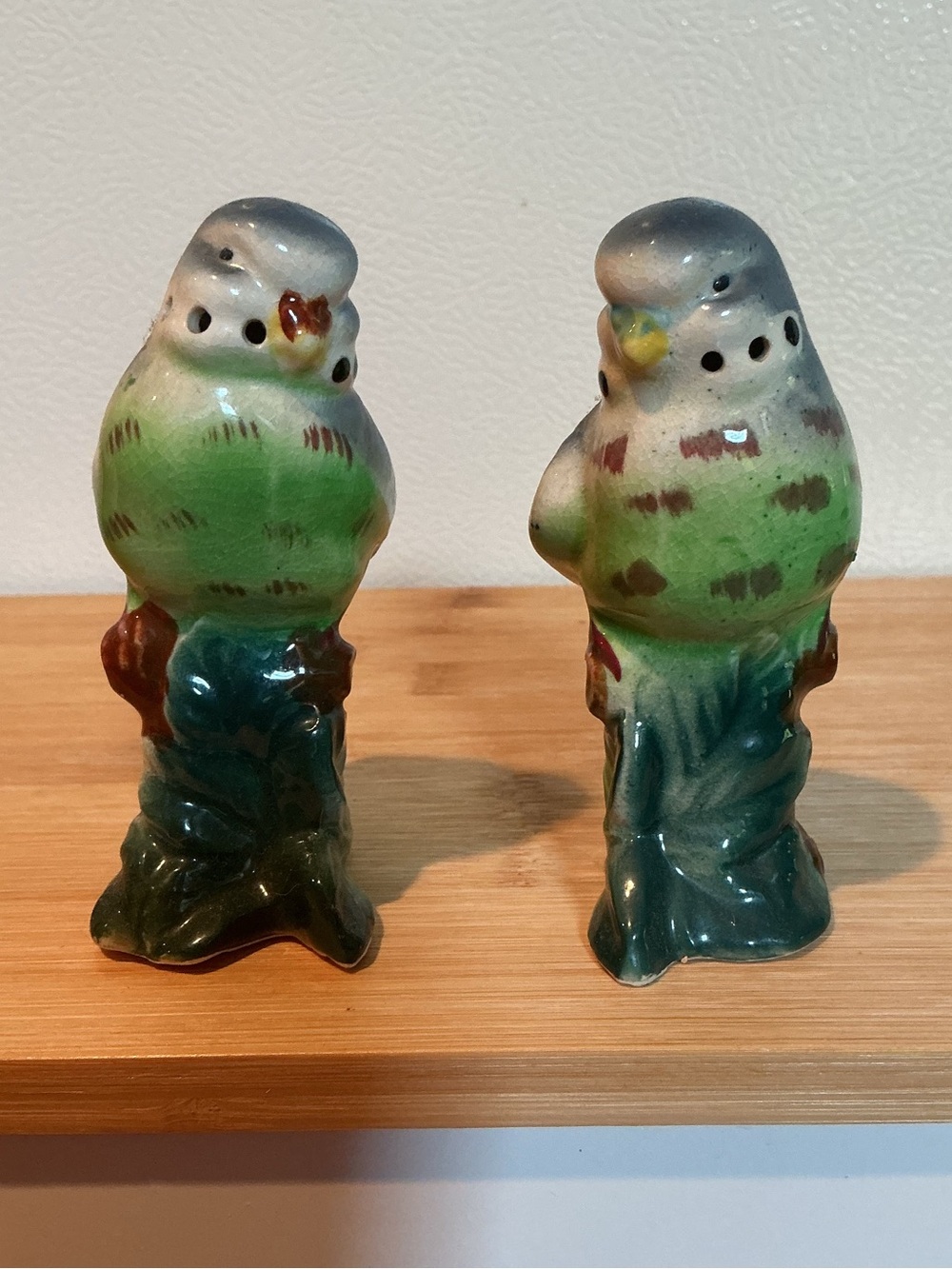 Vintage 1950’s Parakeet Chirp Art Ceramic Salt and Pepper Shakers